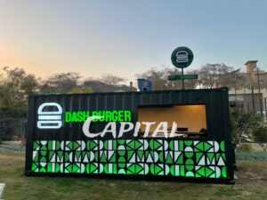 عربات طعام متنقلة في الجيزة 